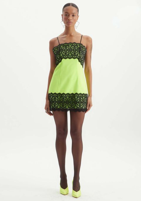 Vestido Curto de Alças Renda