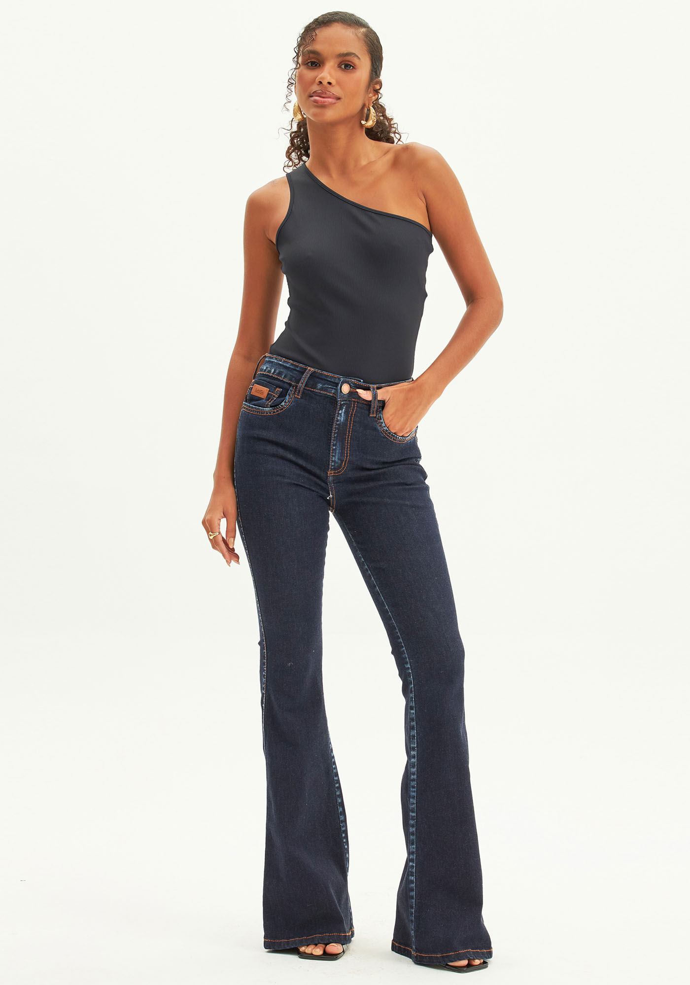 Calça Jeans Flare Super High