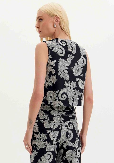 Colete Slim Em Jacquard