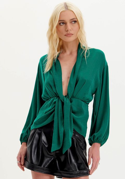 Blusa Decote Profundo Manga Longa