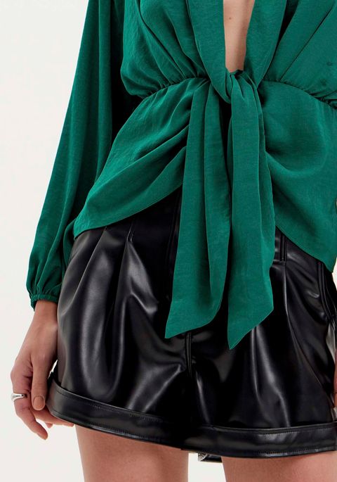 Blusa Decote Profundo Manga Longa