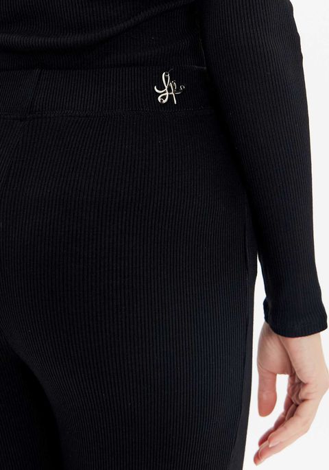 Calça Flare Cintura Alta