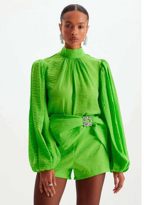 Short Curto Com Laço Frontal