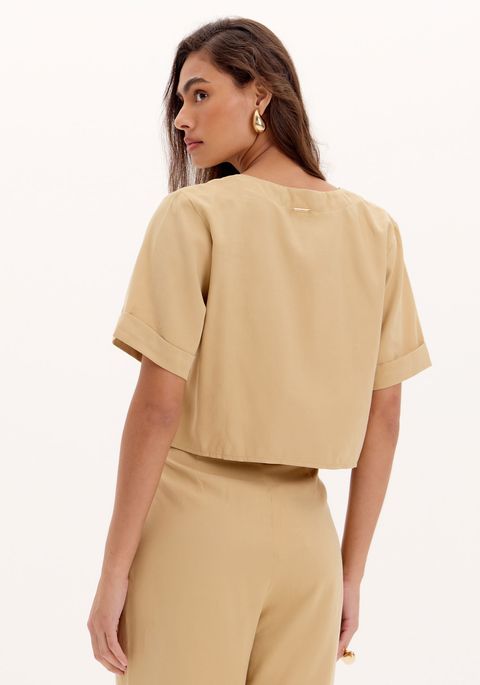 Blusa Curta Mangas Dobradas