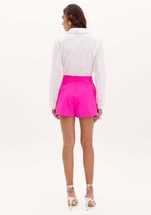 Short Curto Alfaiataria Evasê