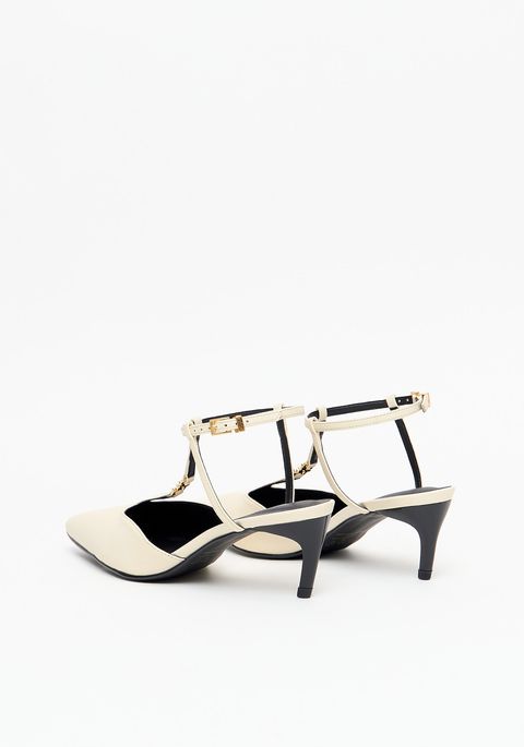 Scarpin Salto Detalhe Metal