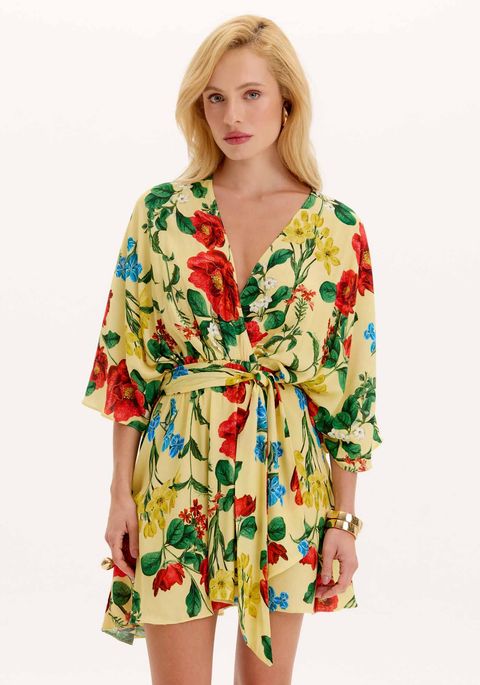 Vestido Curto Com Faixa