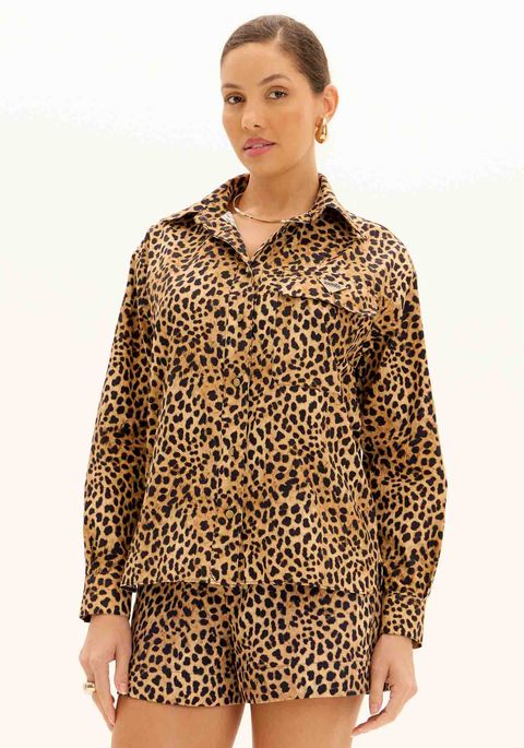 Camisa Animal Print Com Bolso