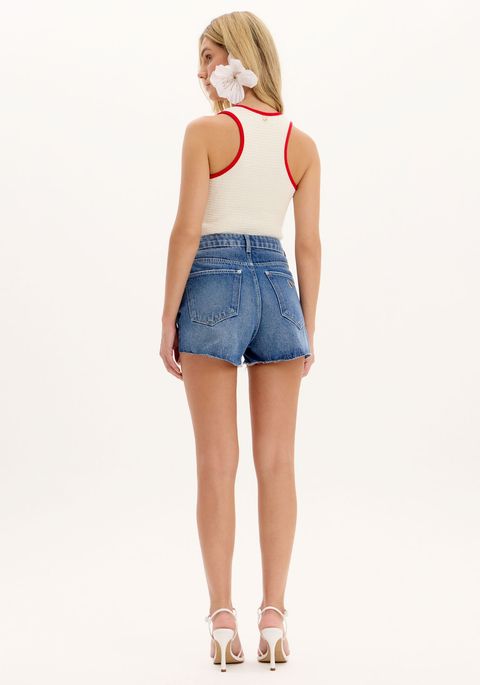 Short Jeans Hot Pants Com Cintura Alta E Bolsos Funcionais