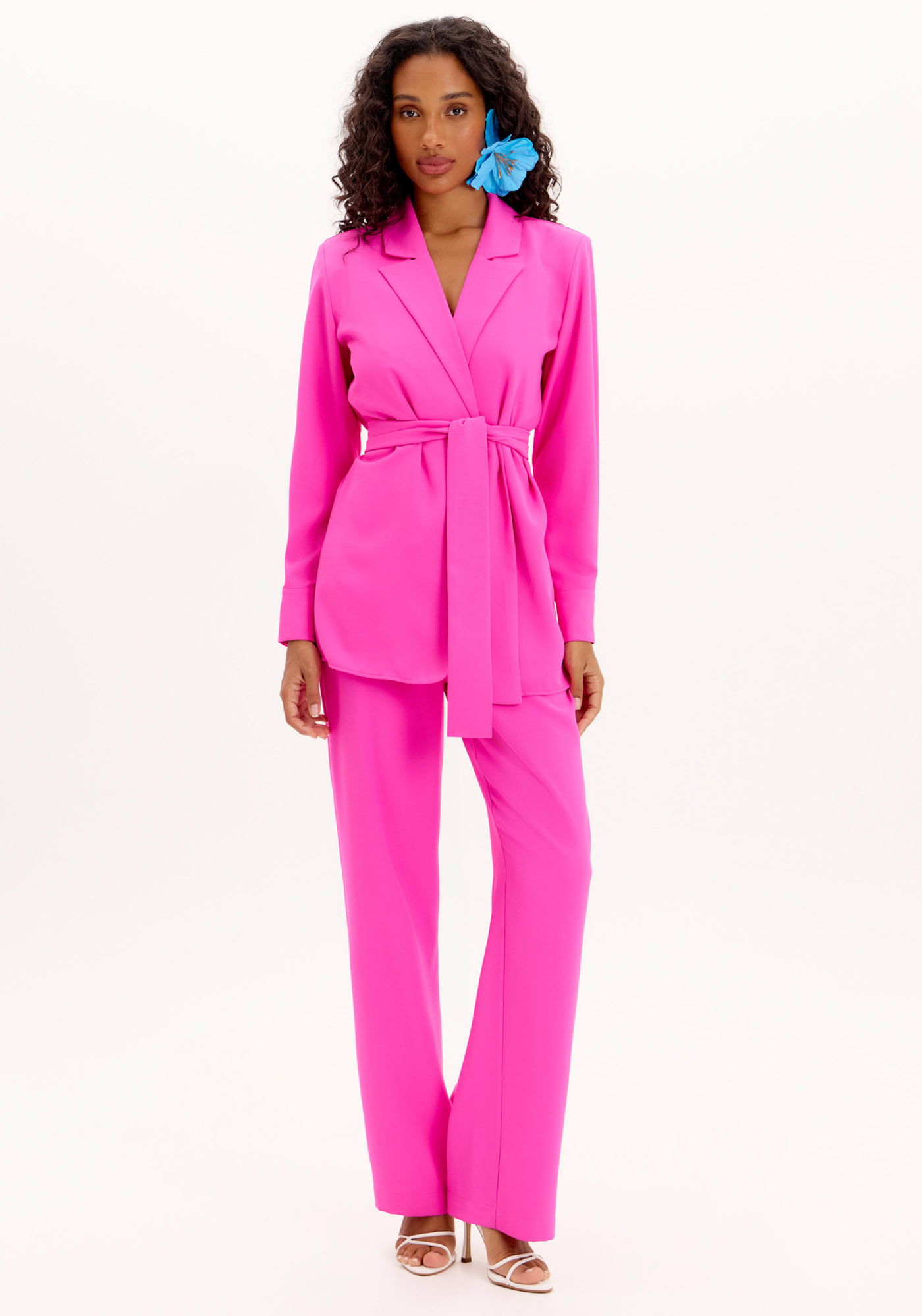 Calça De Alfaiataria Com Bolsos E Elástico No Cós