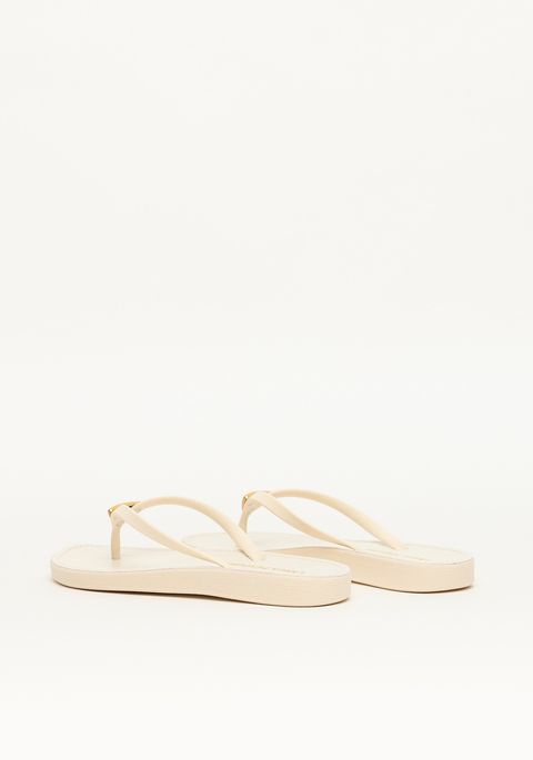 Chinelo Básico Solado Croco E Enfeite Triangular