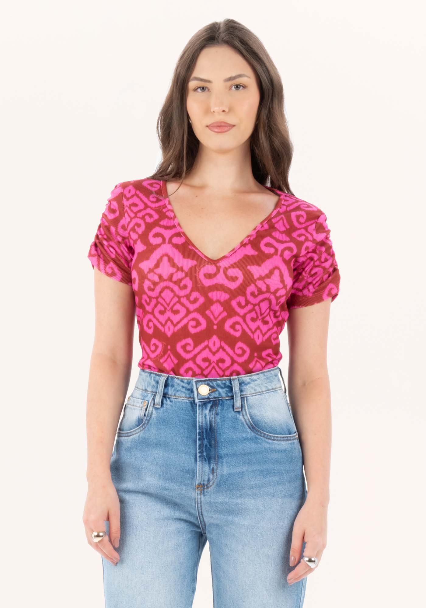 Blusa Justa Com Manga Franzida