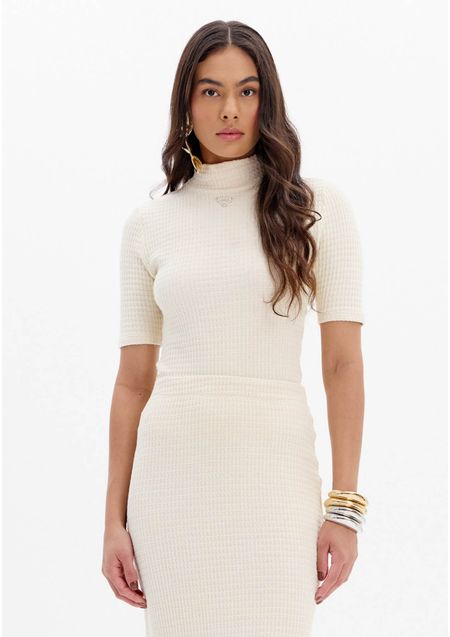 Blusa De Mangas Curtas Gola Alta Enfeite Frontal