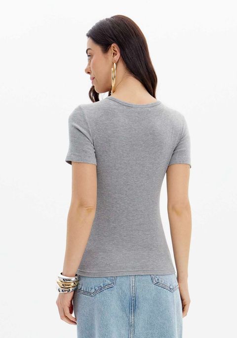 Blusa Canelada Básica De Mangas Curtas