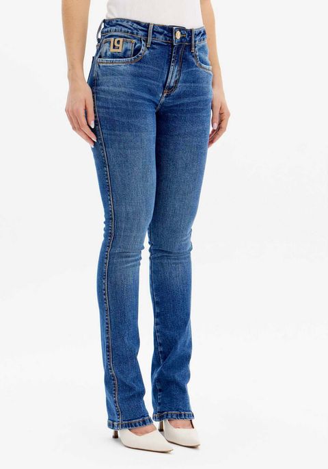 Calça Jeans Hera Boot Cut Enfeite Bolso
