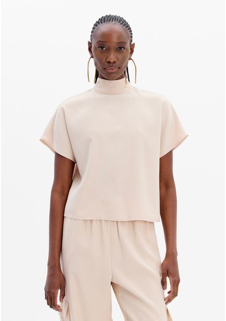 Blusa De Manga Curta Com Gola Alta E Zíper