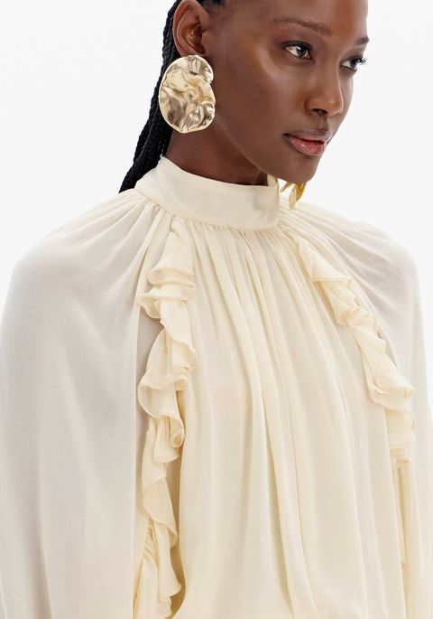 Blusa De Chiffon Gola Alta E Babados