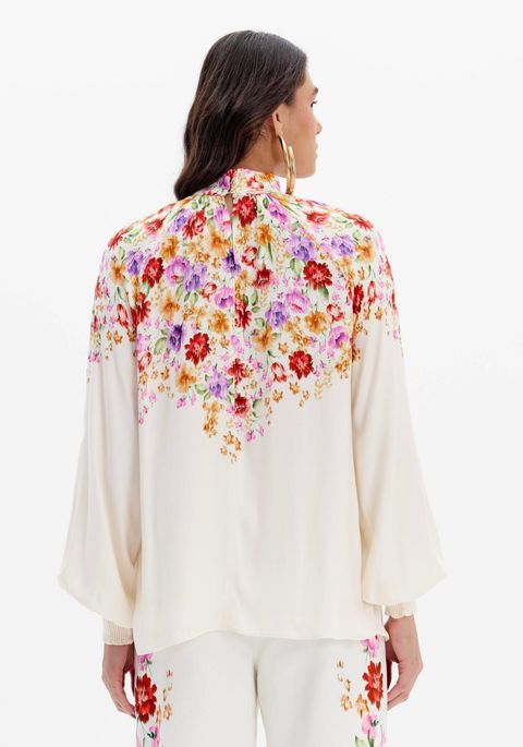 Blusa Estampada Com Gola E Manga Longa