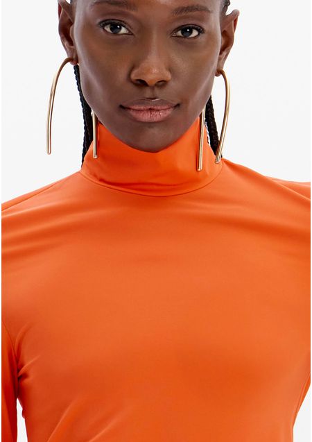 Blusa Justa Manga Longa Com Gola
