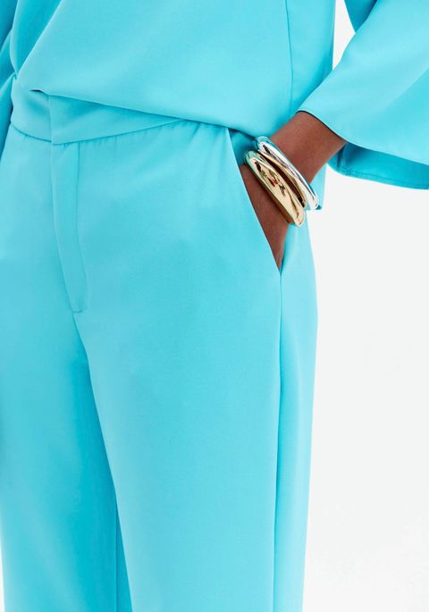 Calça Flare Com Bolso E Cintura Alta