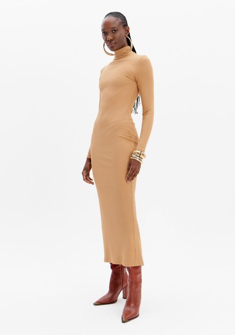 Vestido Canelado Super Midi Justo Com Gola Alta