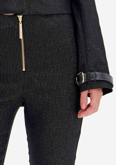 Blazer Curto Manga Longa Com Decote V