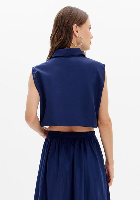 Camisa Cropped Sem Mangas Com Enfeite