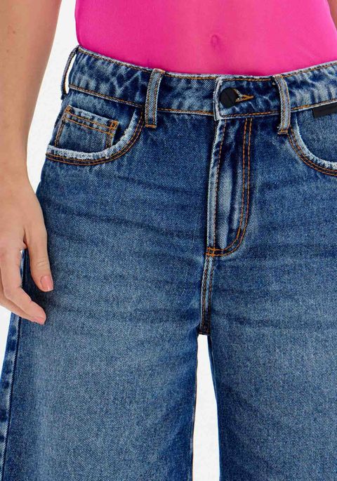 Bermuda Jeans Relaxed Cintura Alta E Bolsos