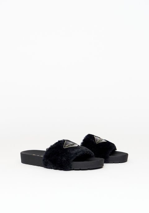 Chinelo Slide Com Pelo E Metal