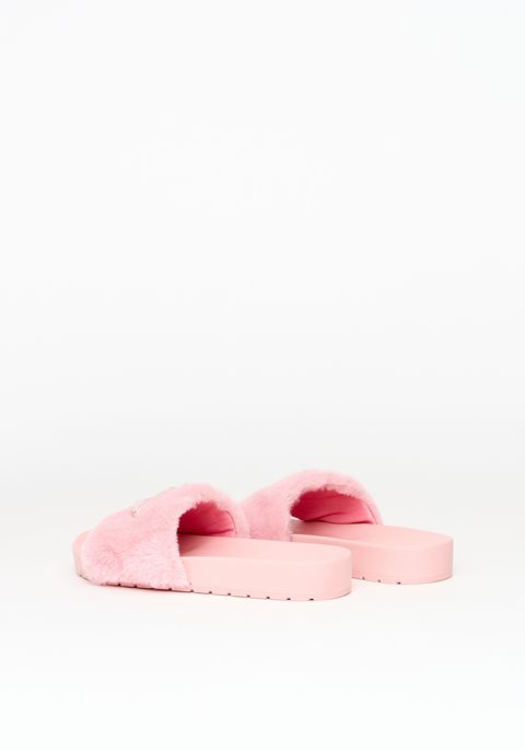 Chinelo Slide Com Pelo E Metal