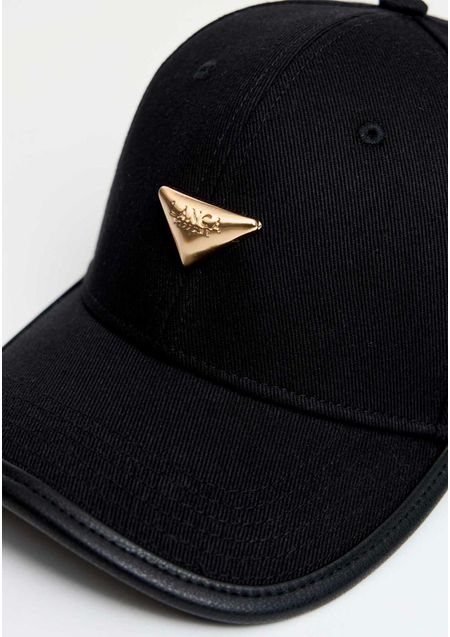 Boné Enfeite Triangular