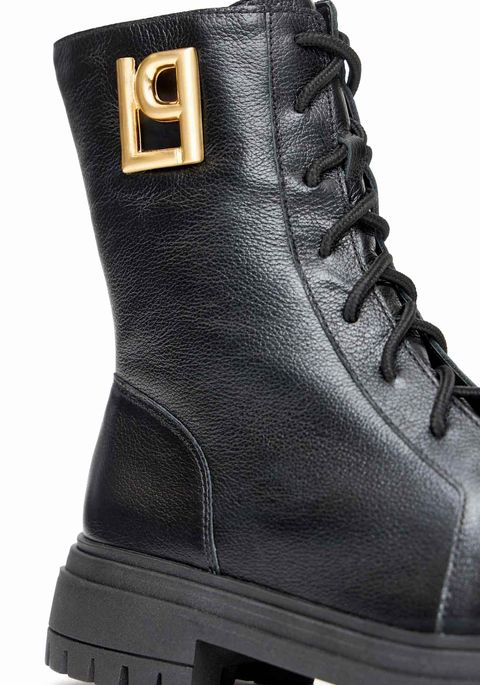 Coturno Couro Logo Lateral