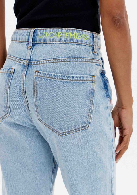 Calça Mom Jeans Cintura Super Alta Bordado Cós