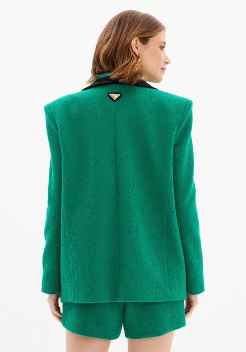 Blazer Alongado Texturizado Com Bolsos E Recortes