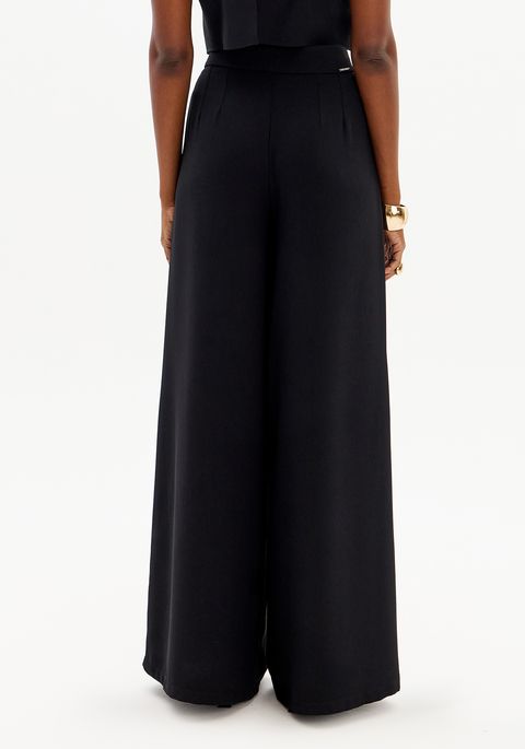 Calça Wide Leg Alfaiataria Com Cintura Alta E Bolsos