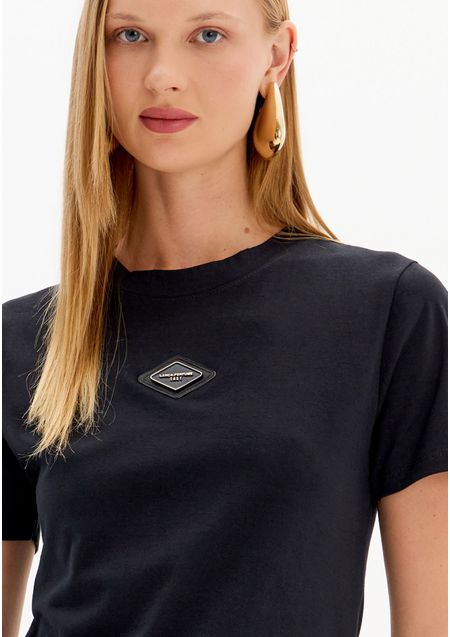 Blusa T-shirt Baby Look Manga Curta Enfeite Frontal