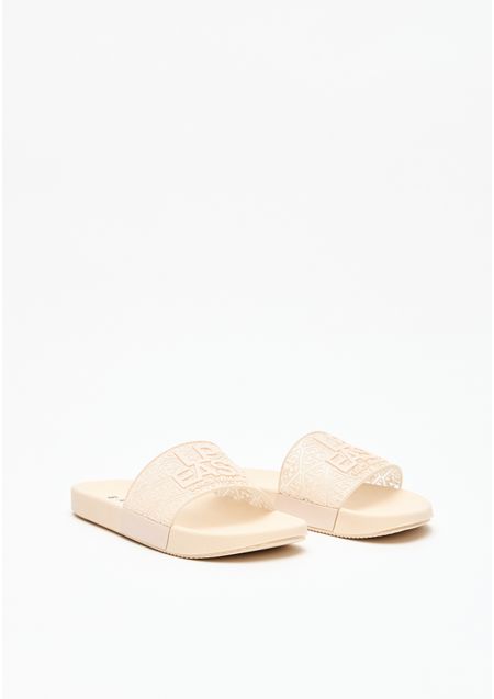 Chinelo Slide Com Transparência E Logo Em Relevo