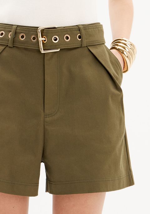 Bermuda De Alfaiataria Com Cintura Alta E Cinto