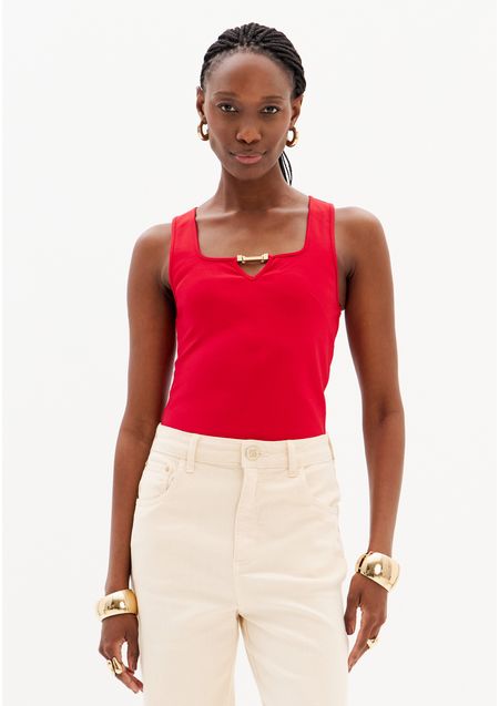 Blusa Regata Com Decote Quadrado E Aviamento