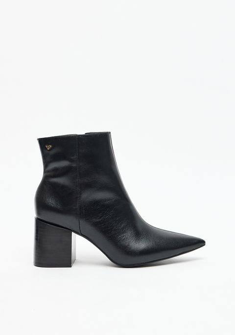 Bota Chelsea Couro Bico Fino