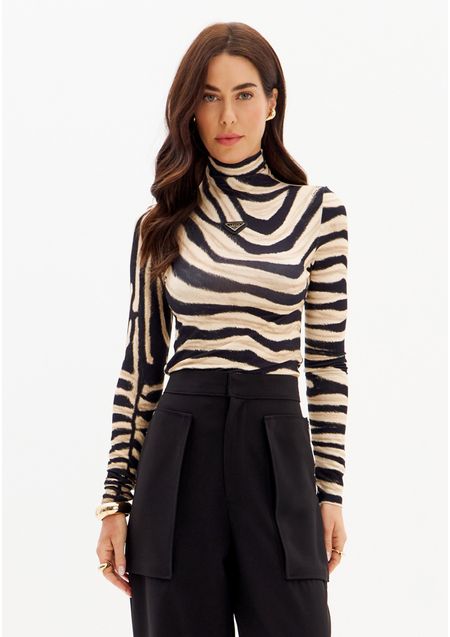 Blusa Manga Longa Justa Com Gola Alta