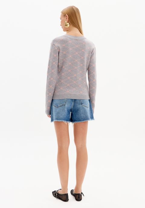 Short Jeans Mom Cintura Super Alta Barras Desfiadas