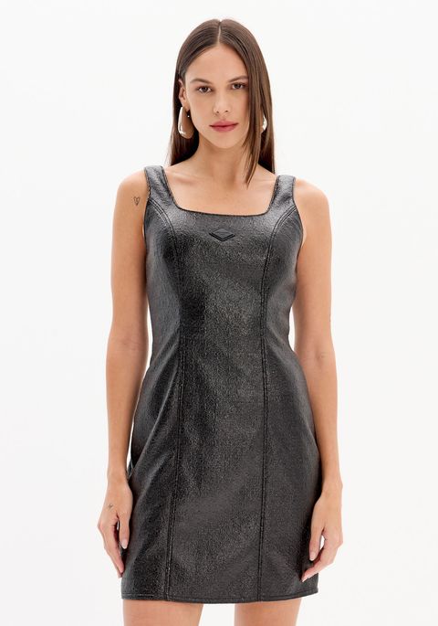 Vestido Curto De Alças Com Decote Quadrado