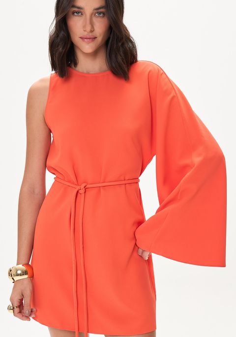 Vestido Curto Manga Morcego Com Cinto