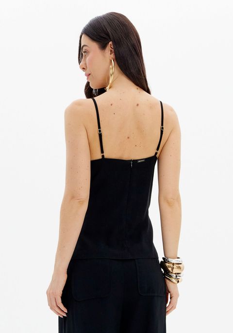 Blusa De Alças Decote V Aviamento
