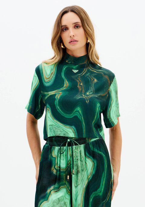 Blusa De Mangas Curtas Estampada Com Gola Alta