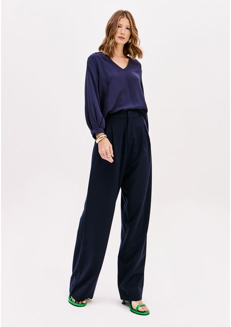 Blusa Decote V Mangas Médias Com Pregas