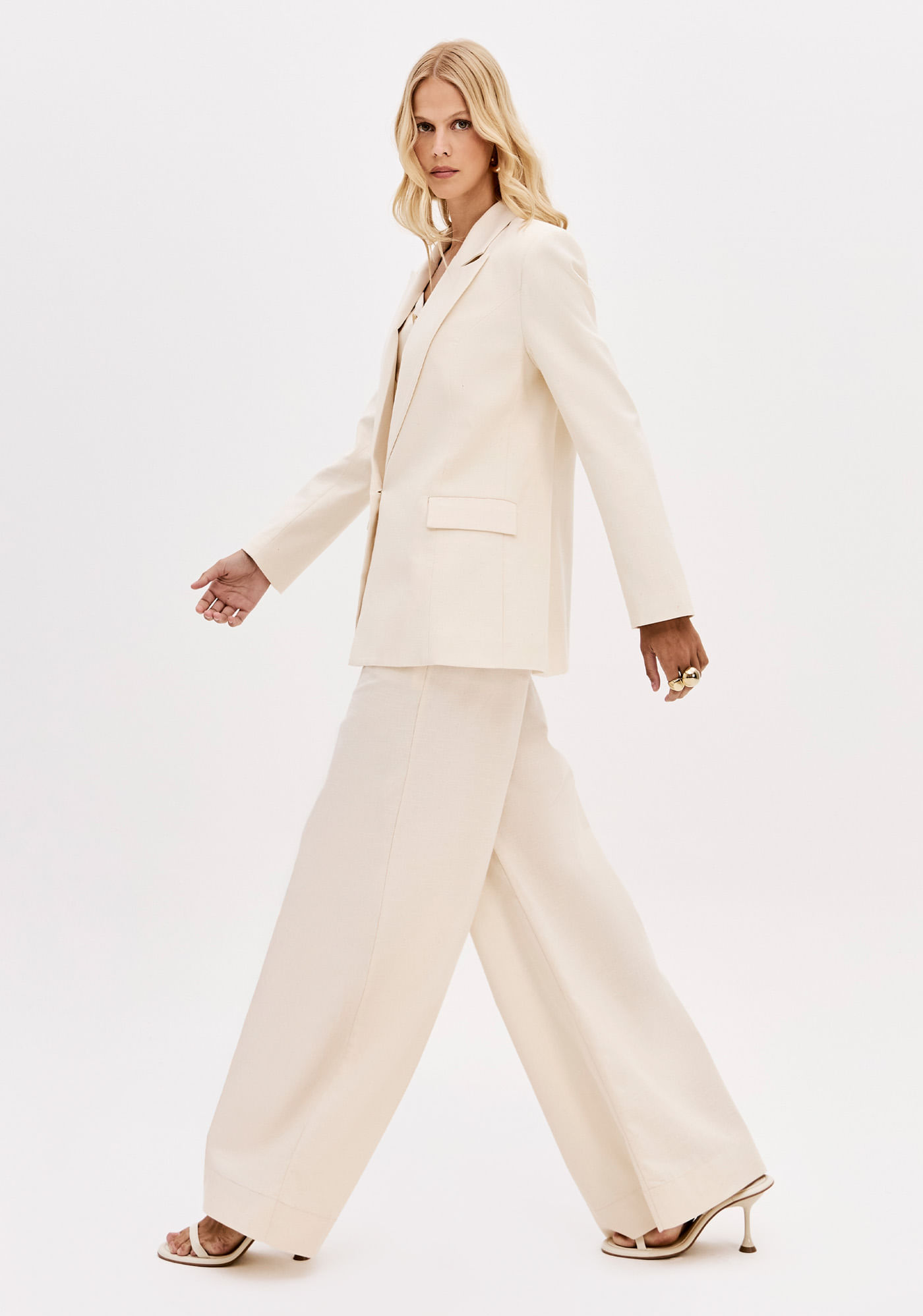 Calça Wide Leg Com Cintura Alta E Bolsos