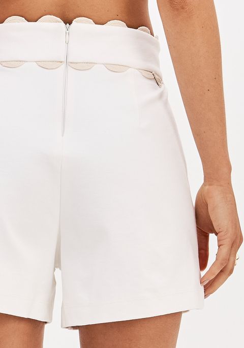 Short De Cintura Alta Com Bolsos