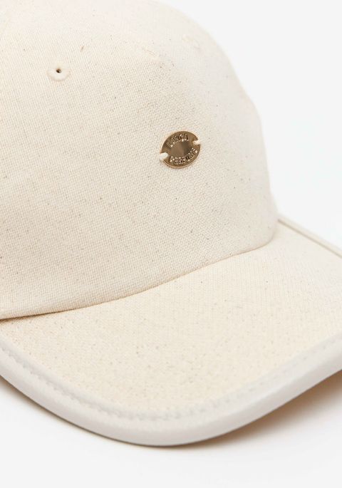 Boné Tecido Com Aba Curva